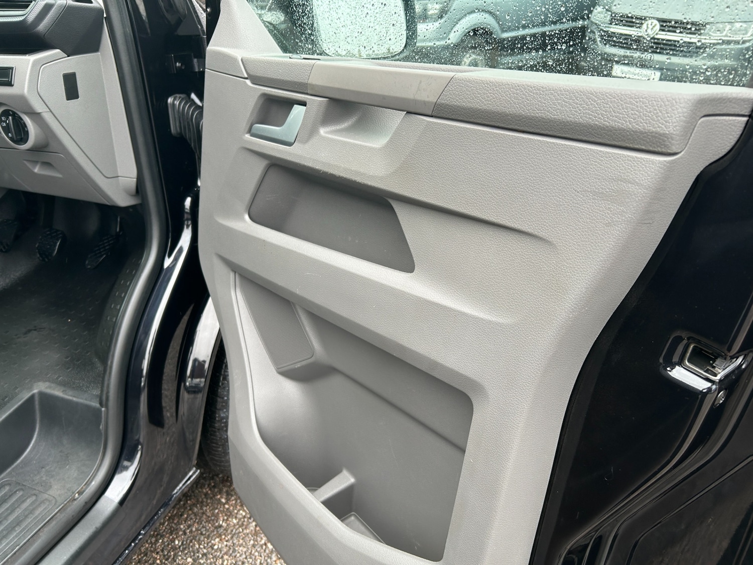 Used Volkswagen Transporter 2023 for sale - 76565131: Photo 15