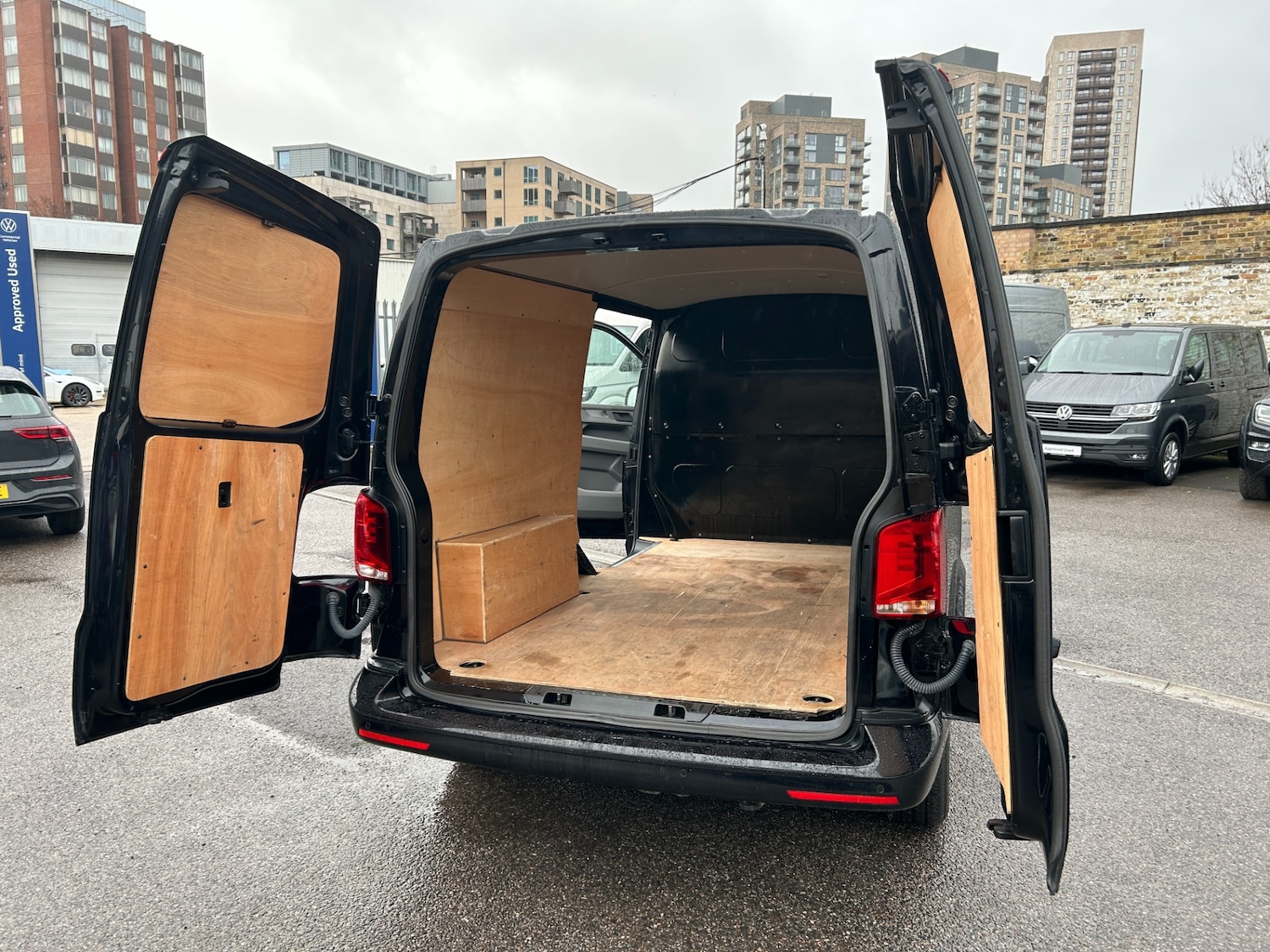 Used Volkswagen Transporter 2023 for sale - 76565131: Photo 16