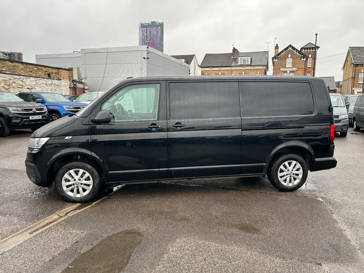 Used Volkswagen Transporter 2023 for sale - 76565131: Photo 3