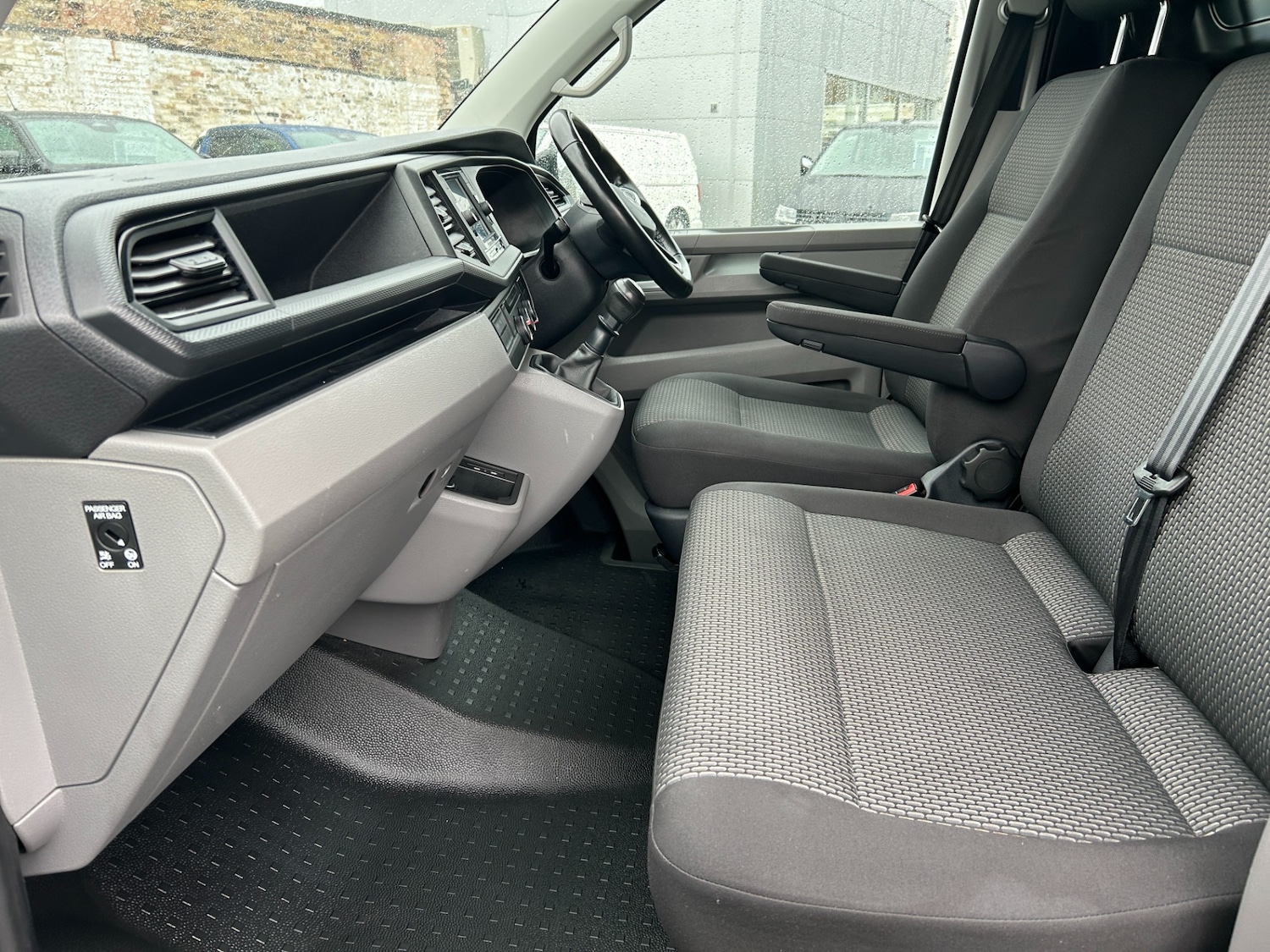 Used Volkswagen Transporter 2023 for sale - 76565131: Photo 8