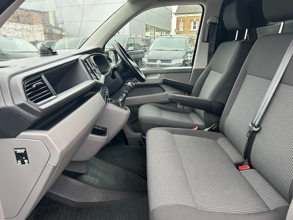 Used Volkswagen Transporter 2023 for sale - 76320468: Photo 16