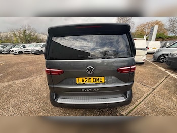 Used Volkswagen Multivan 2025 for sale - 77517727: Photo