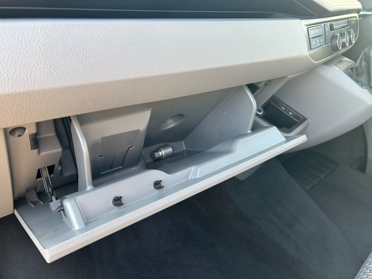 Used Volkswagen Transporter 2024 for sale - 78176700: Photo 18