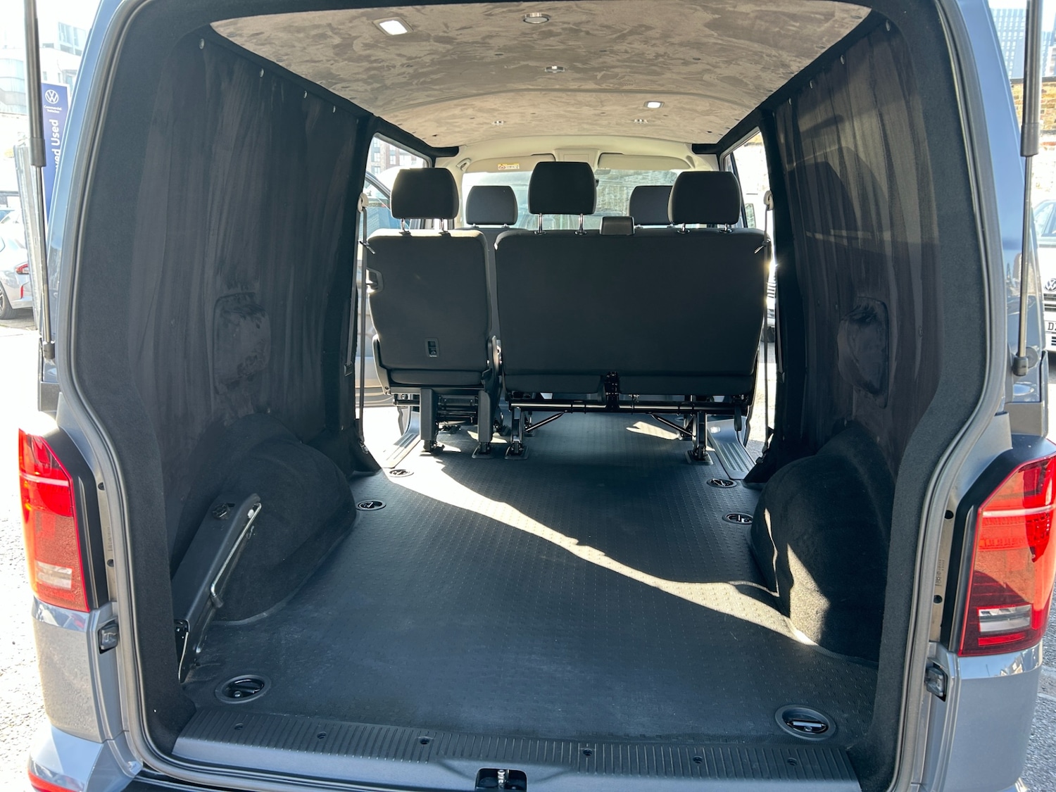 Used Volkswagen Transporter 2024 for sale - 78176700: Photo 31