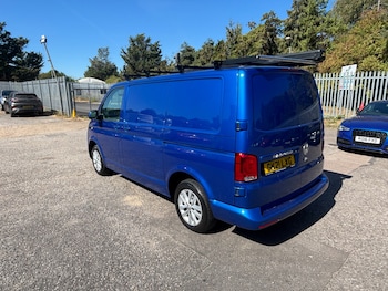 Used Volkswagen Transporter 2021 for sale - 79503598: Photo