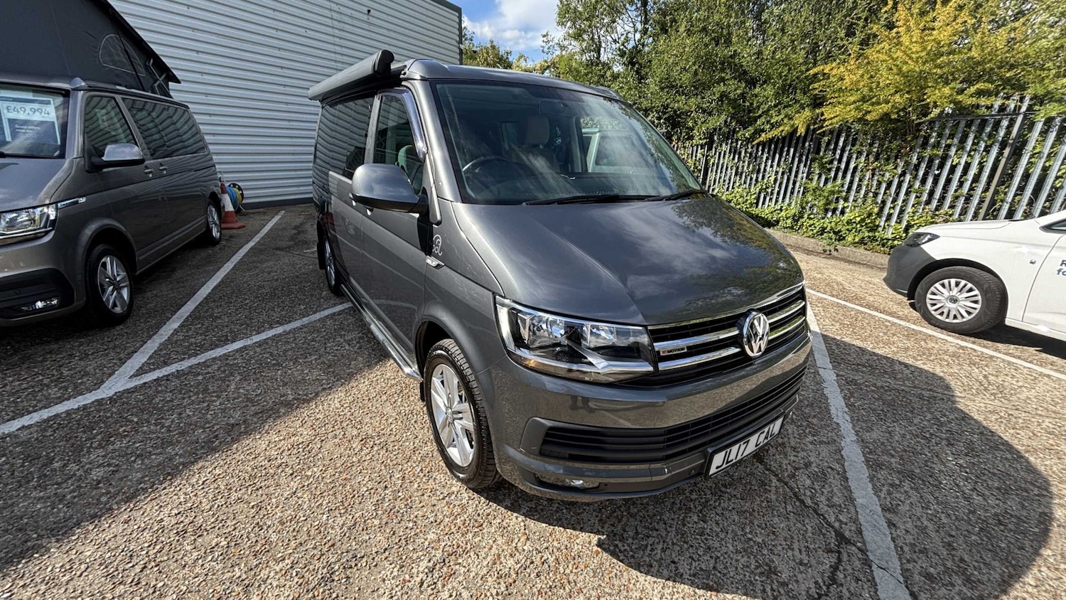 Used Volkswagen California 2017 for sale - 75894669: Photo 1