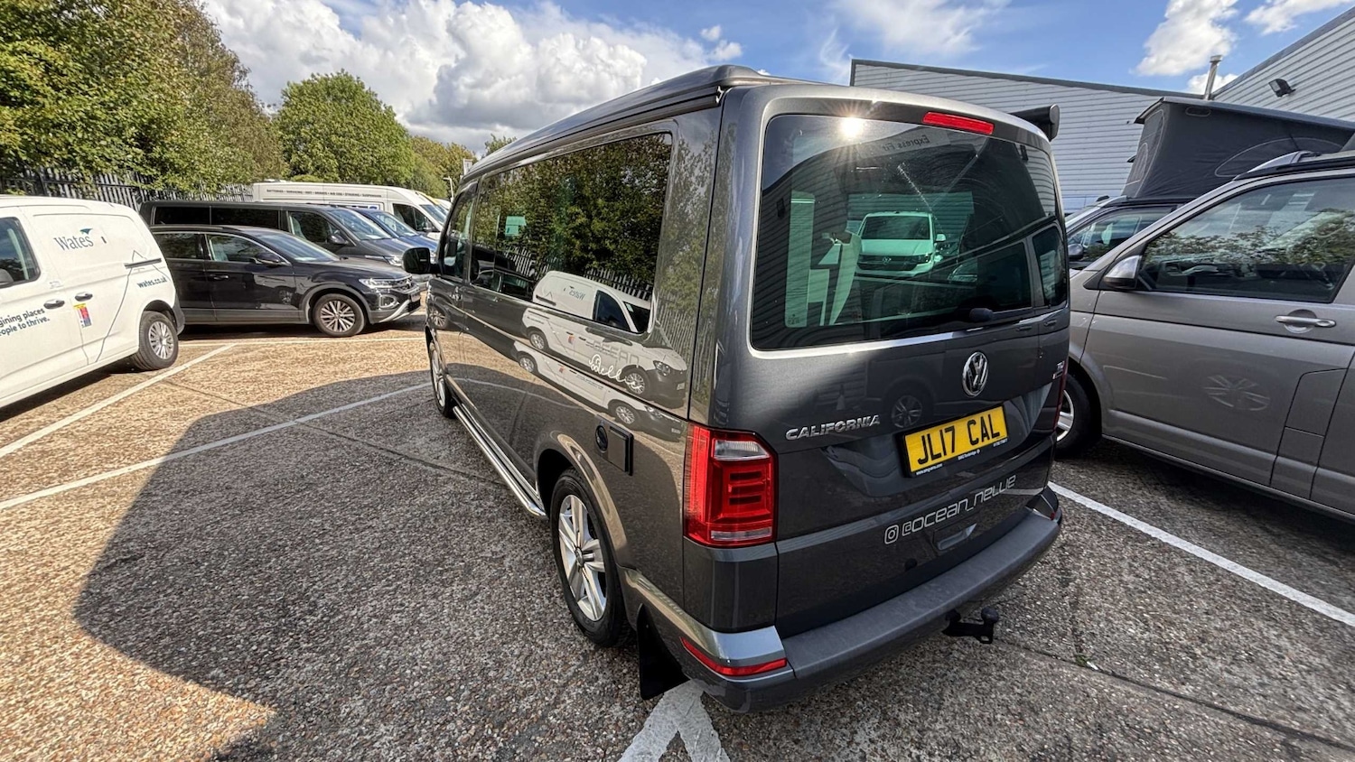 Used Volkswagen California 2017 for sale - 75894669: Photo 2