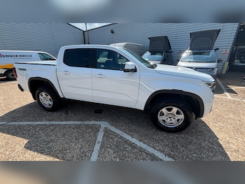 Used Volkswagen Amarok 2024 for sale - 79428300: Photo