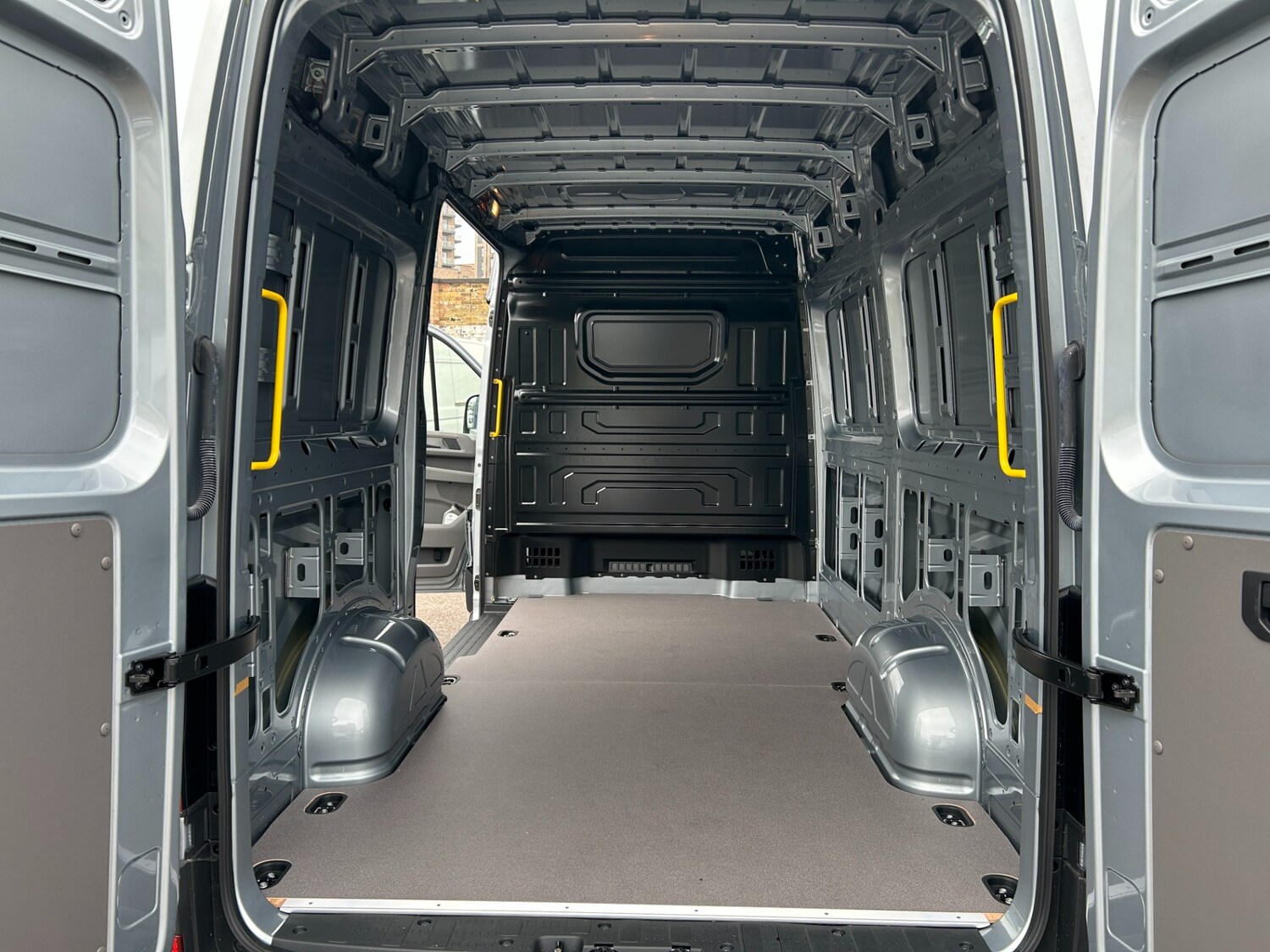 Used Volkswagen Crafter 2025 for sale - 77818111: Photo 25