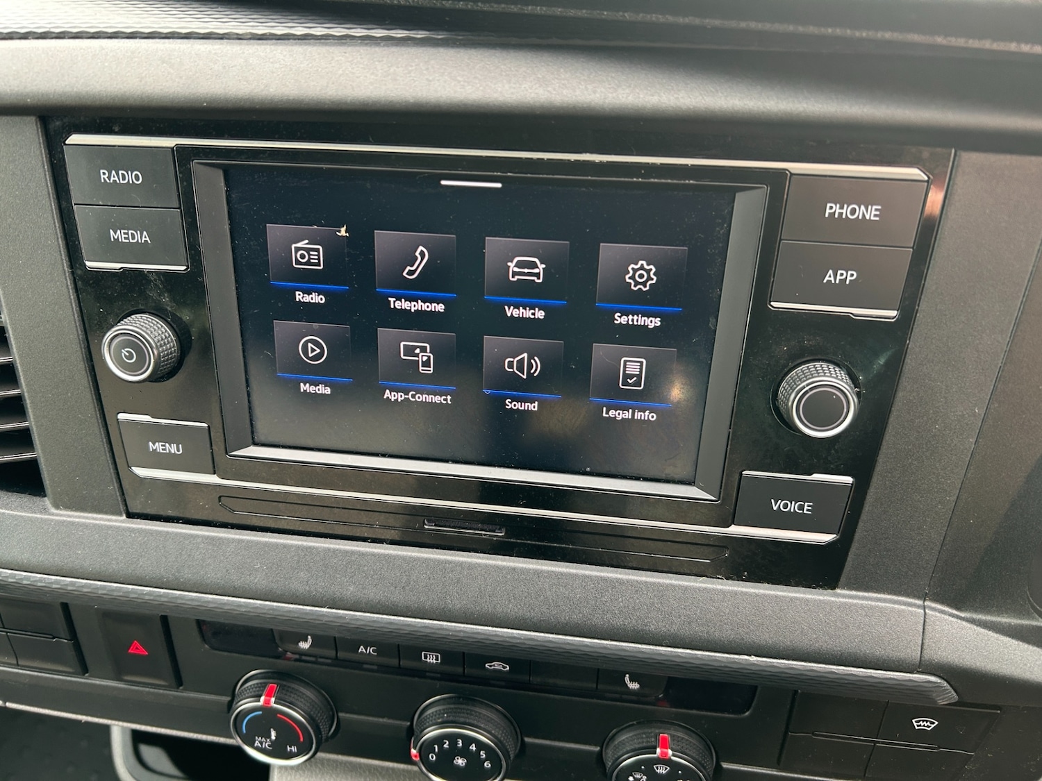 Used Volkswagen Transporter 2024 for sale - 76707624: Photo 15