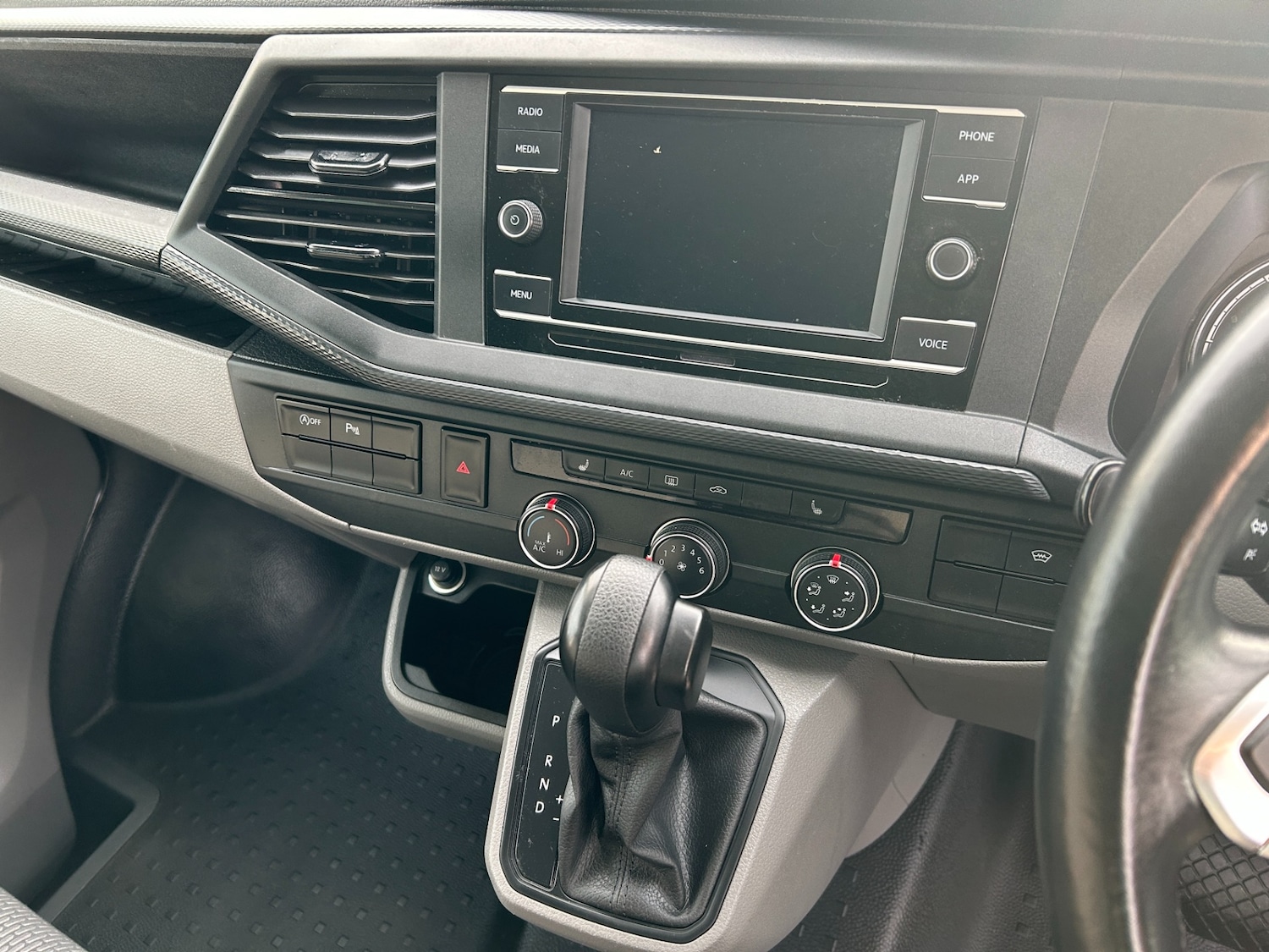 Used Volkswagen Transporter 2024 for sale - 76707624: Photo 16