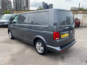 Used Volkswagen Transporter 2021 for sale - 75637809: Photo