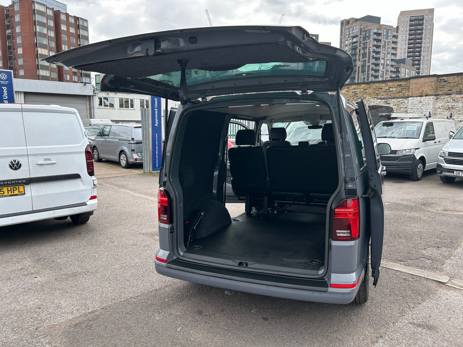 Used Volkswagen Transporter 2023 for sale - 78108400: Photo 26