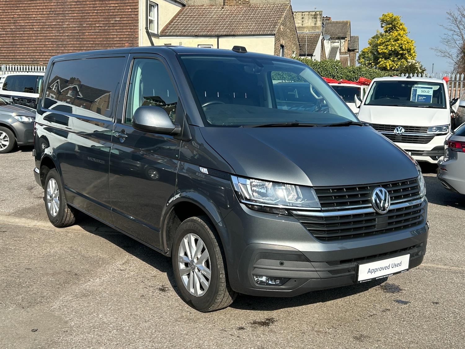 Used Volkswagen Transporter 2022 for sale - 77732614: Photo 1