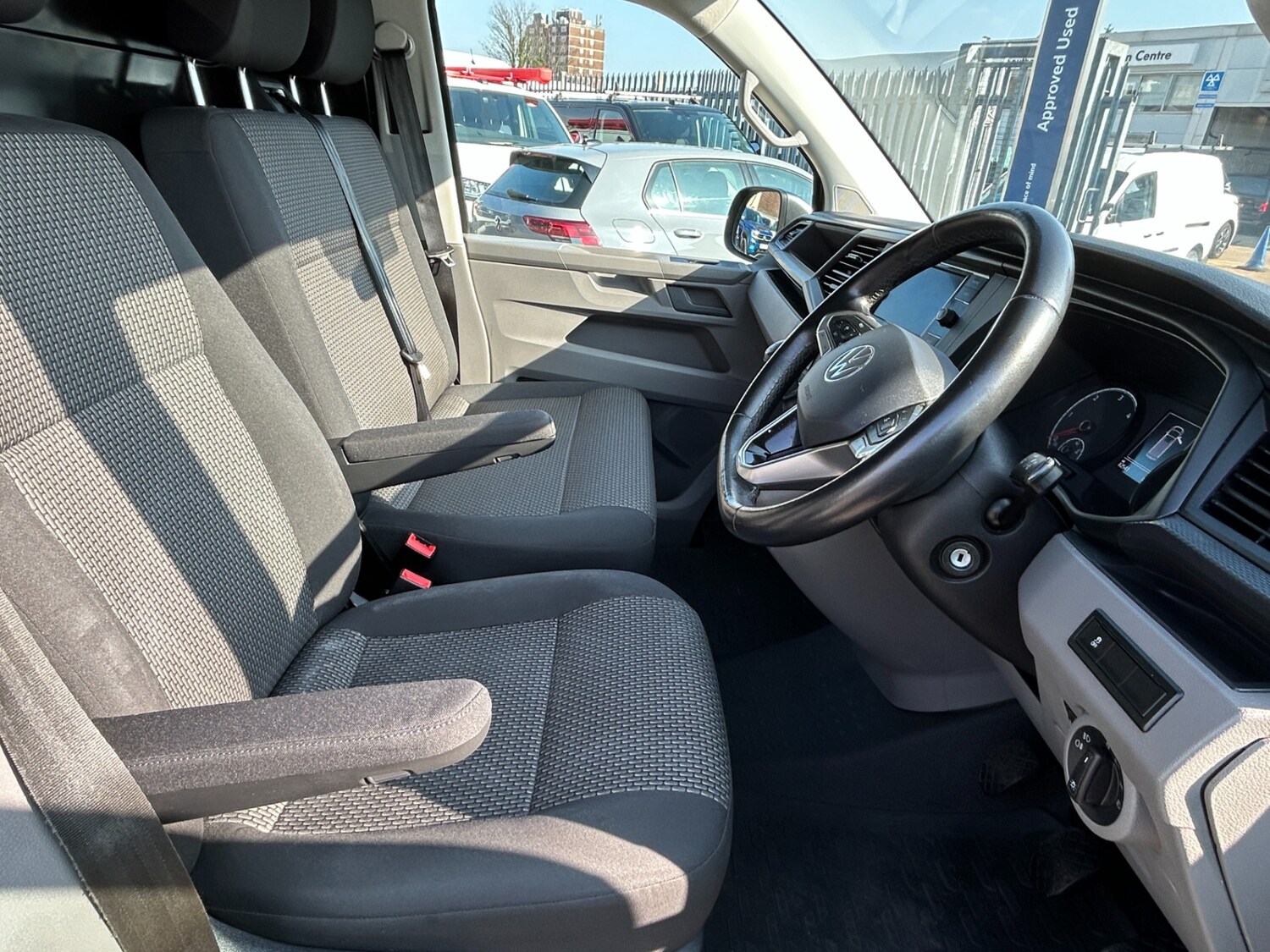 Used Volkswagen Transporter 2022 for sale - 77732614: Photo 10