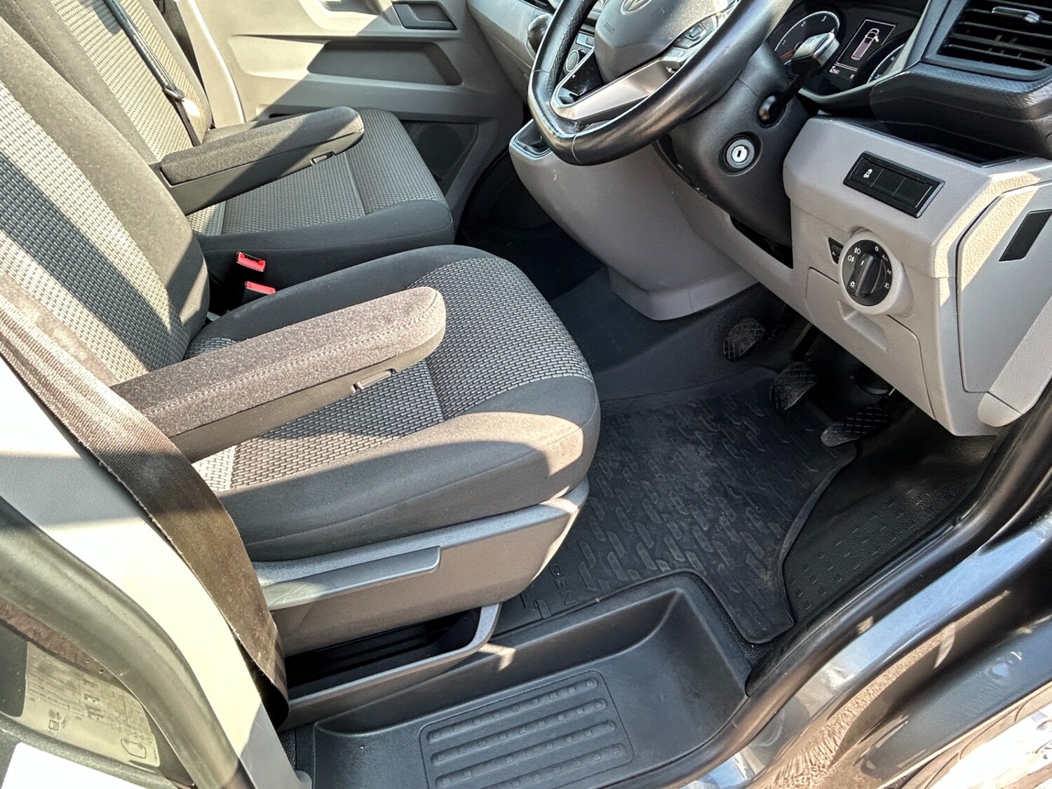 Used Volkswagen Transporter 2022 for sale - 77732614: Photo 15