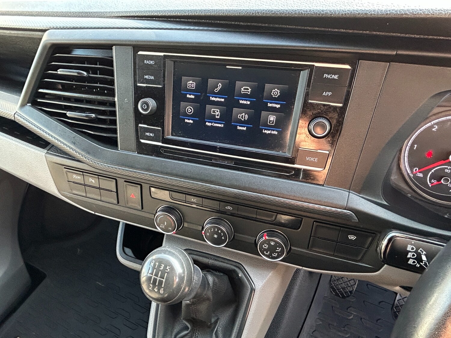 Used Volkswagen Transporter 2022 for sale - 77732614: Photo 23