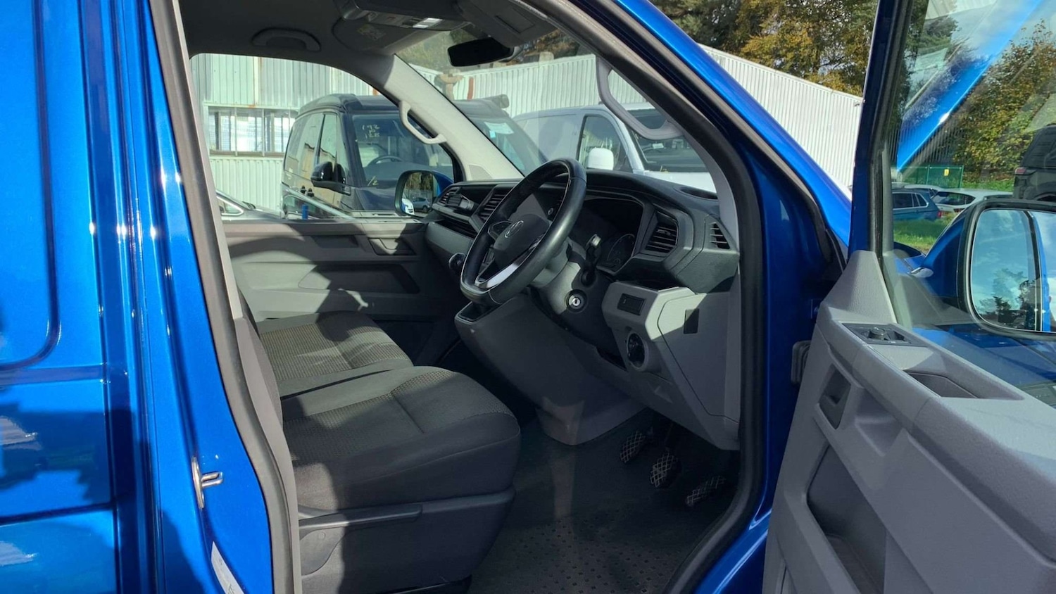 Used Volkswagen Transporter 2021 for sale - 76412533: Photo 11