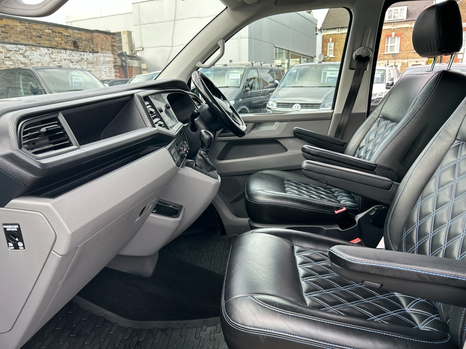 Used Volkswagen Transporter 2021 for sale - 76402015: Photo 5