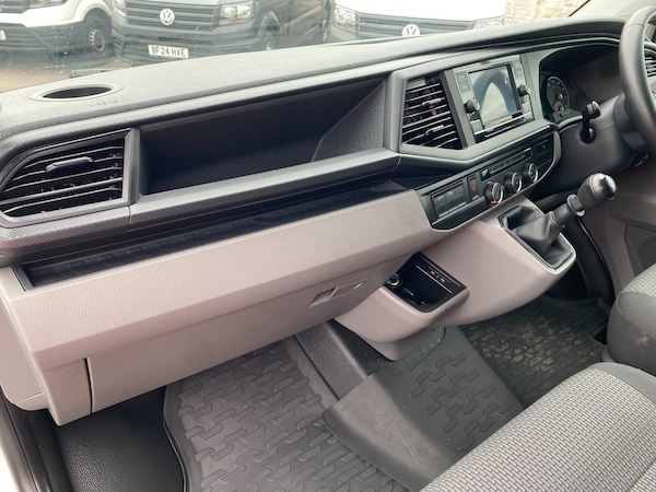 Used Volkswagen Transporter 2024 for sale - 75638560: Photo 10