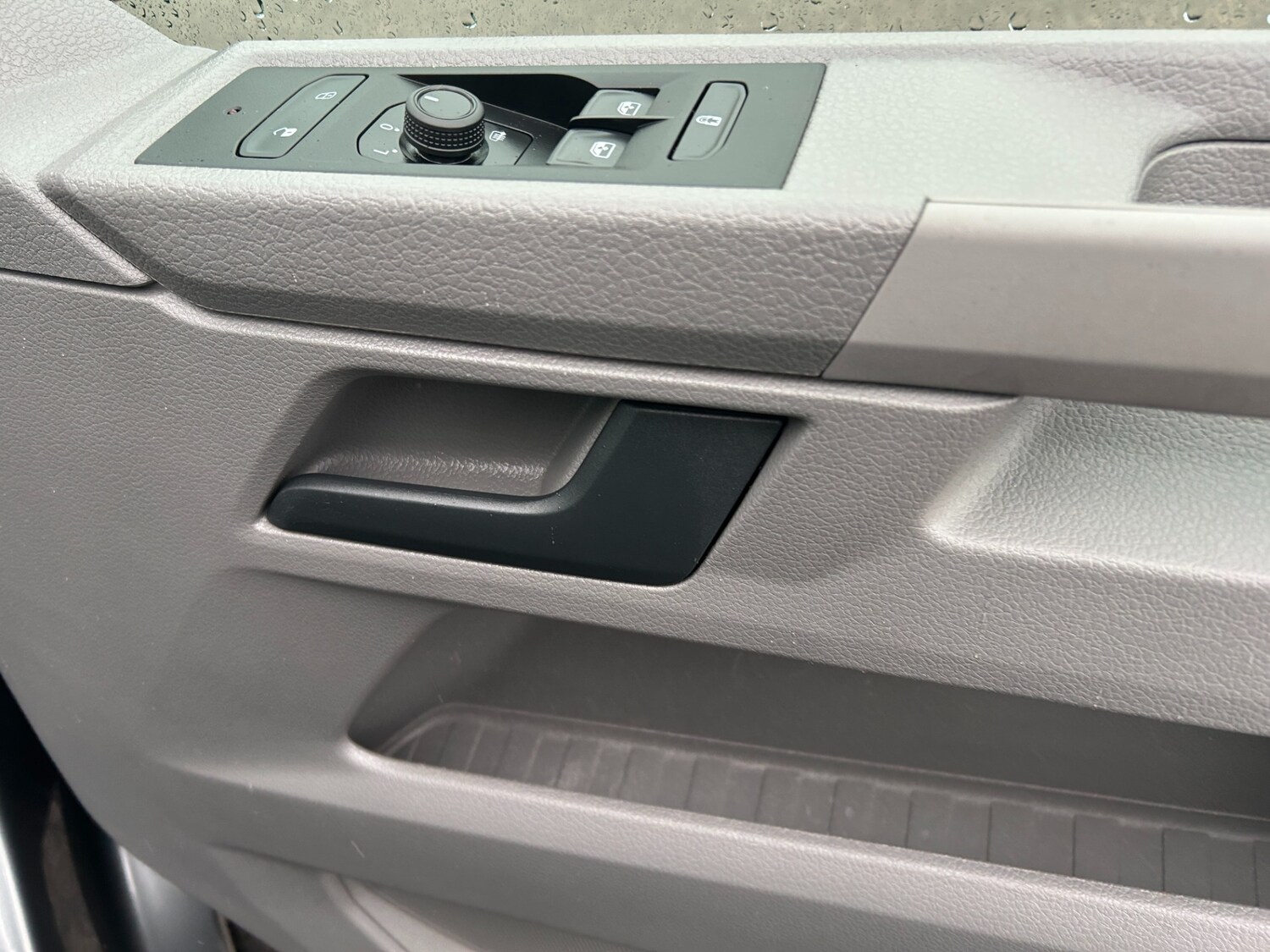 Used Volkswagen Transporter 2024 for sale - 76533631: Photo 11