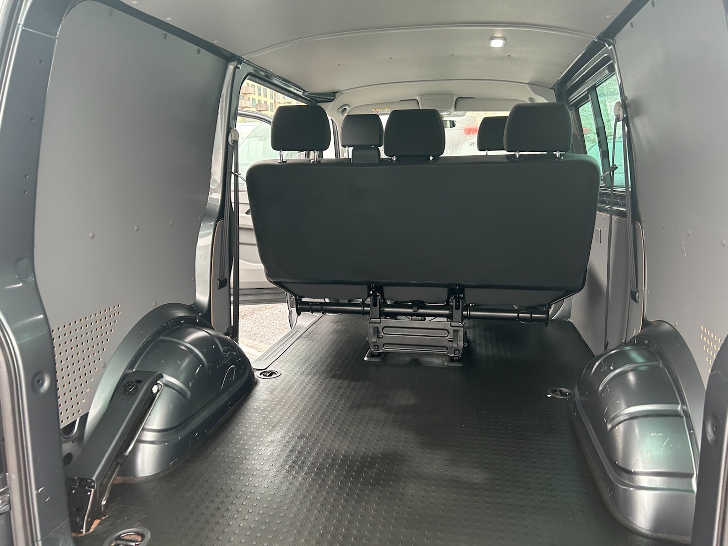 Used Volkswagen Transporter 2024 for sale - 76533631: Photo 14