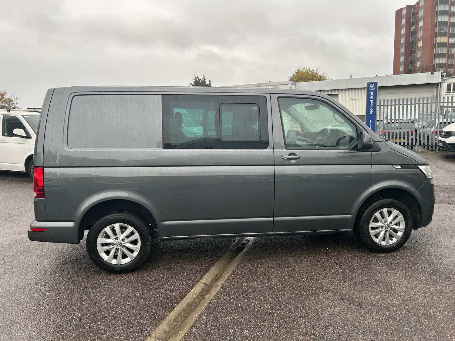 Used Volkswagen Transporter 2024 for sale - 76533631: Photo 5