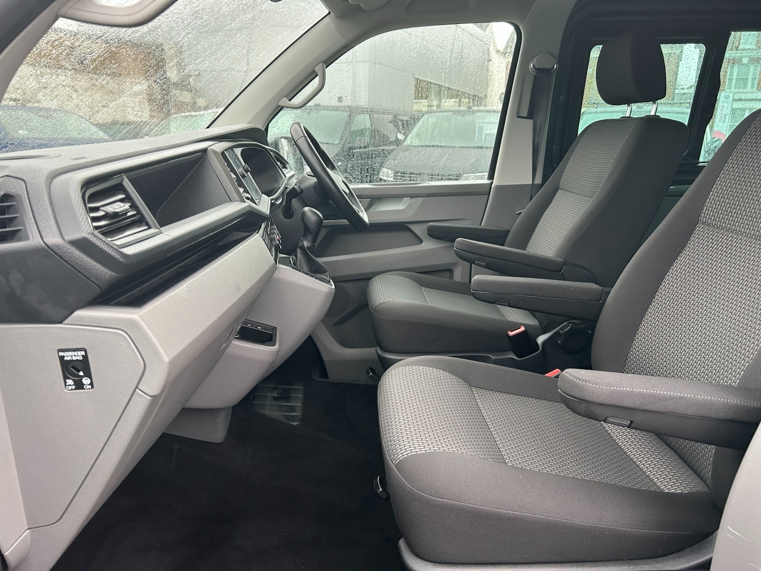 Used Volkswagen Transporter 2024 for sale - 76533631: Photo 6