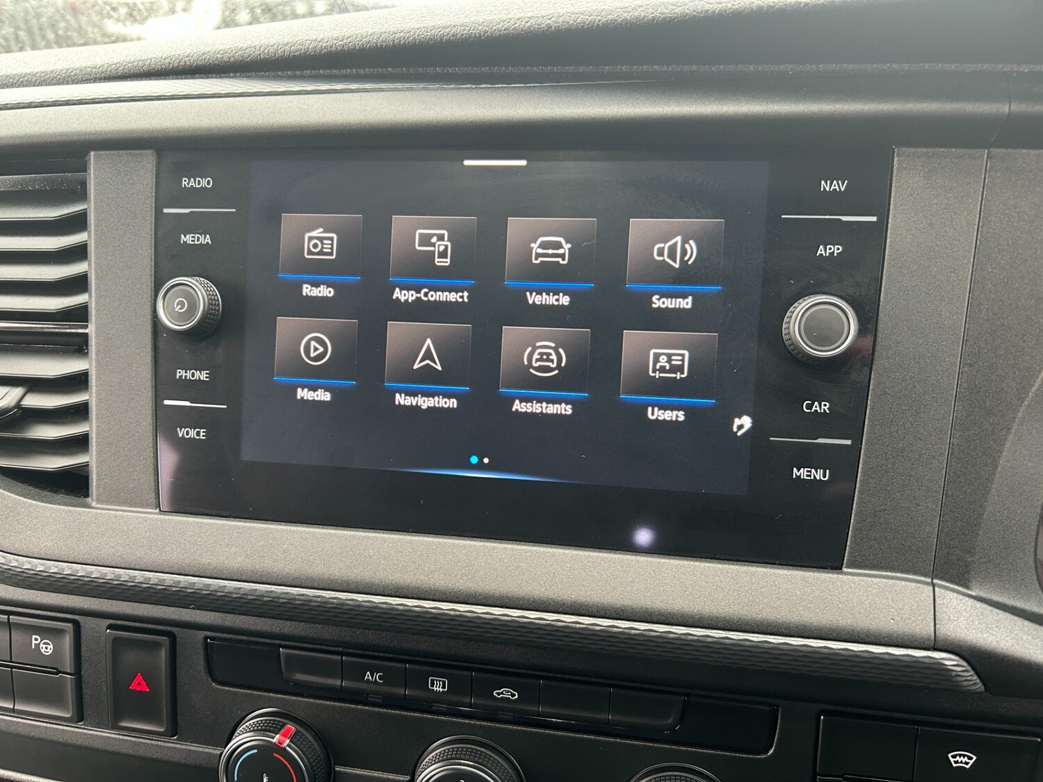 Used Volkswagen Transporter 2024 for sale - 76533631: Photo 9