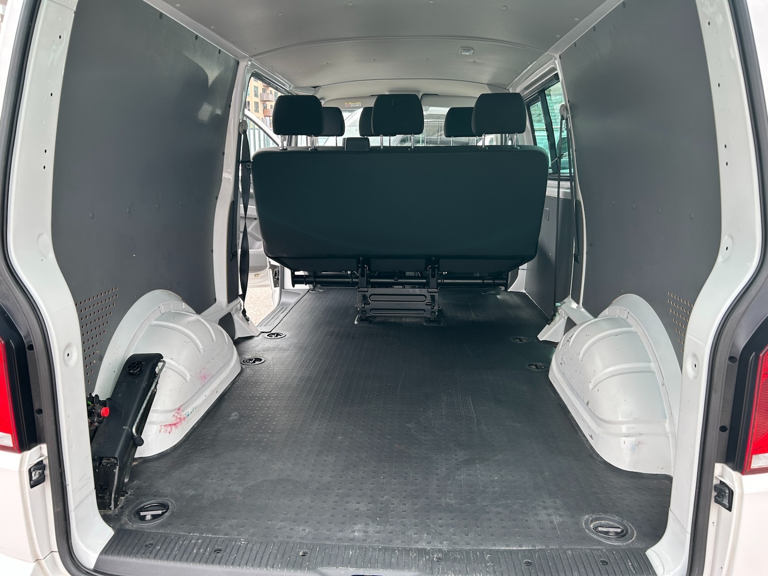 Used Volkswagen Transporter 2024 for sale - 78152775: Photo 28