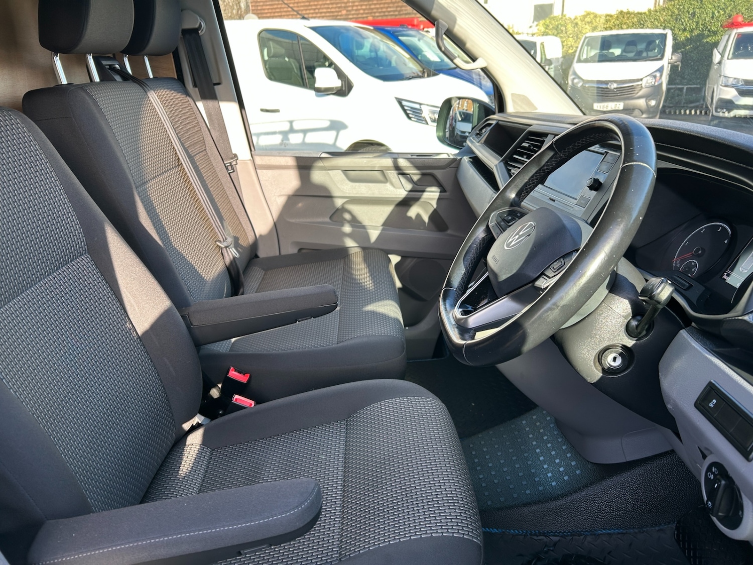 Used Volkswagen Transporter 2022 for sale - 77336191: Photo 10