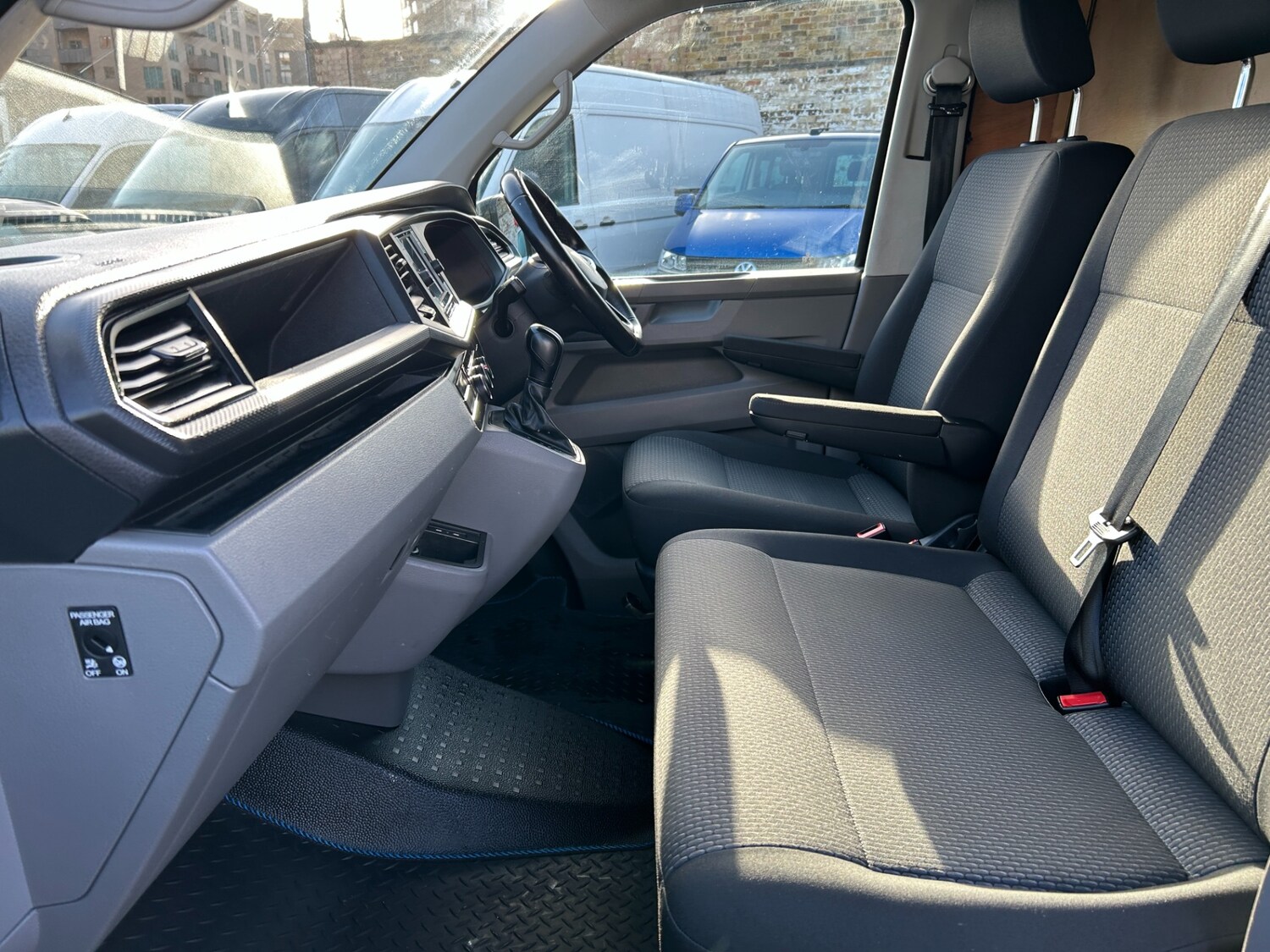 Used Volkswagen Transporter 2022 for sale - 77336191: Photo 9