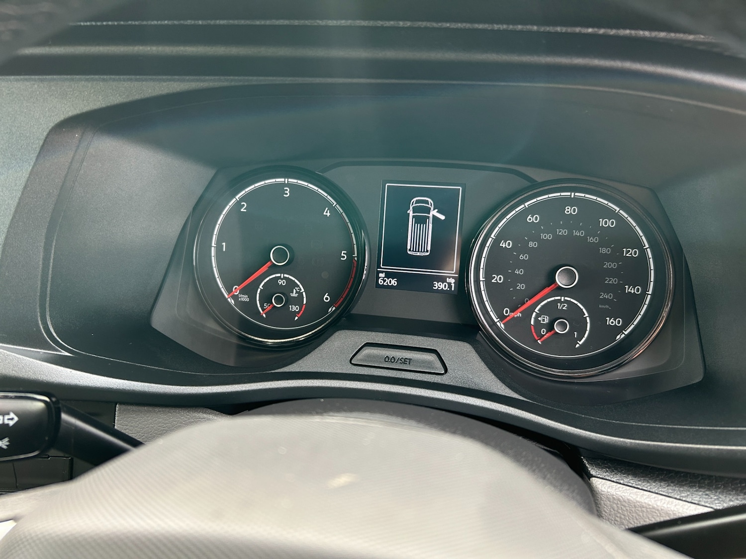 Used Volkswagen Transporter 2024 for sale - 76402151: Photo 9