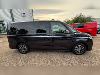 Used Volkswagen Multivan 2023 for sale - 78776524: Photo