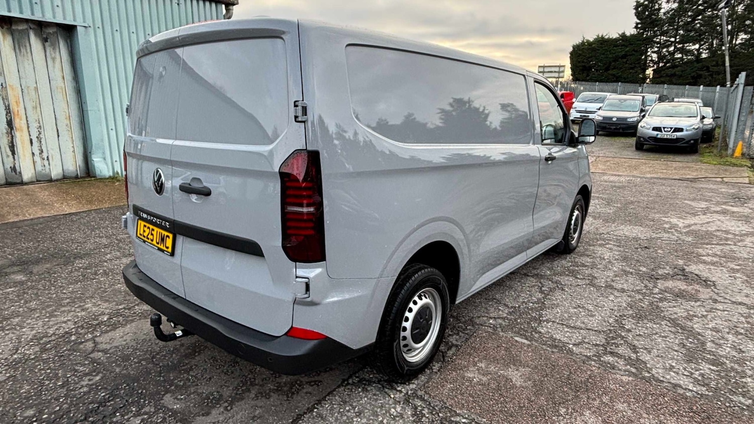 Used Volkswagen Transporter 2025 for sale - 77206950: Photo 3