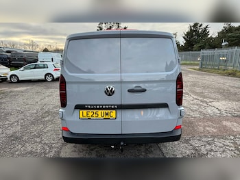 Used Volkswagen Transporter 2025 for sale - 77206950: Photo