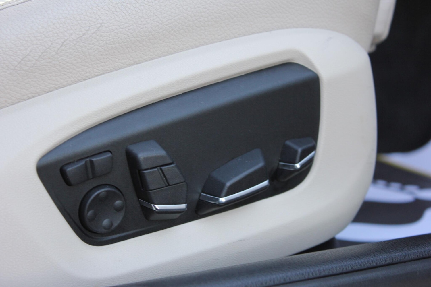 Used BMW 5 Series 2015 for sale - 76425124: Photo 38