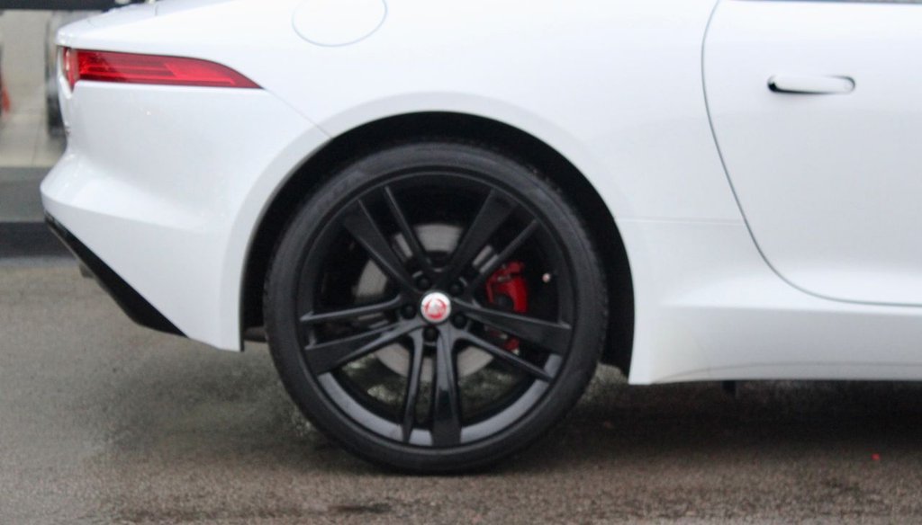 Used Jaguar F-Type 2015 for sale - 77672760: Photo 25