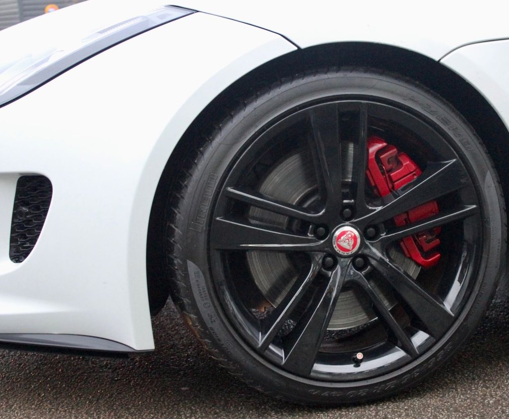 Used Jaguar F-Type 2015 for sale - 77672760: Photo 32