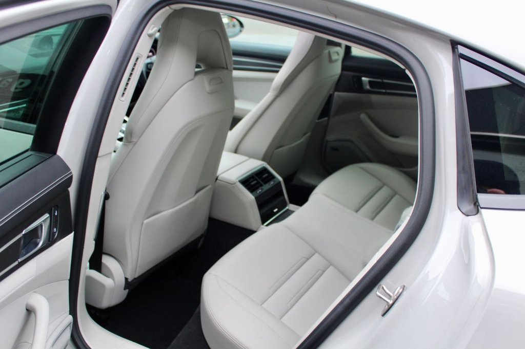 Used Porsche Panamera 2023 for sale - 77153094: Photo 16