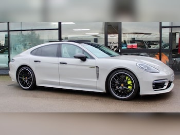 2023 (23) - 2.9 V6 4 Platinum Edition E-Hybrid 5dr PDK