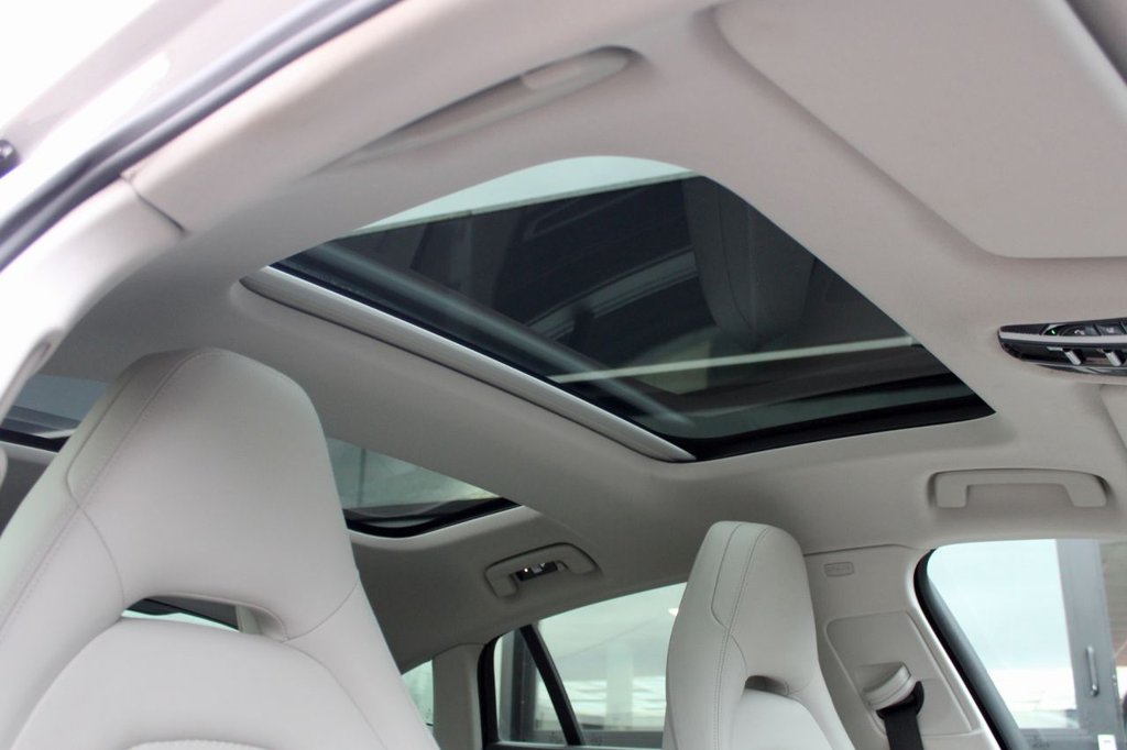 Used Porsche Panamera 2023 for sale - 77153094: Photo 27