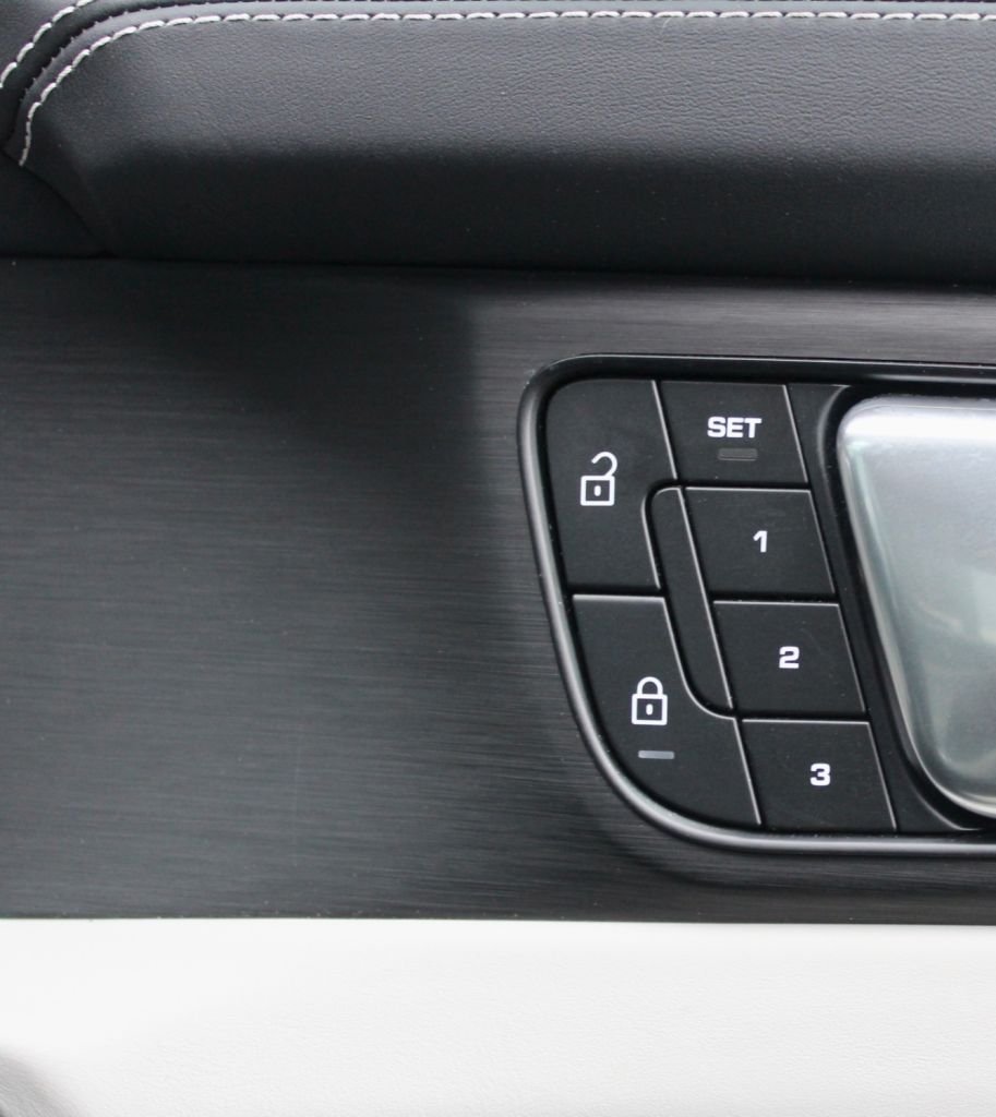 Used Porsche Panamera 2023 for sale - 77153094: Photo 28