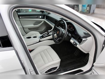 Used Porsche Panamera 2023 for sale - 77153094: Photo