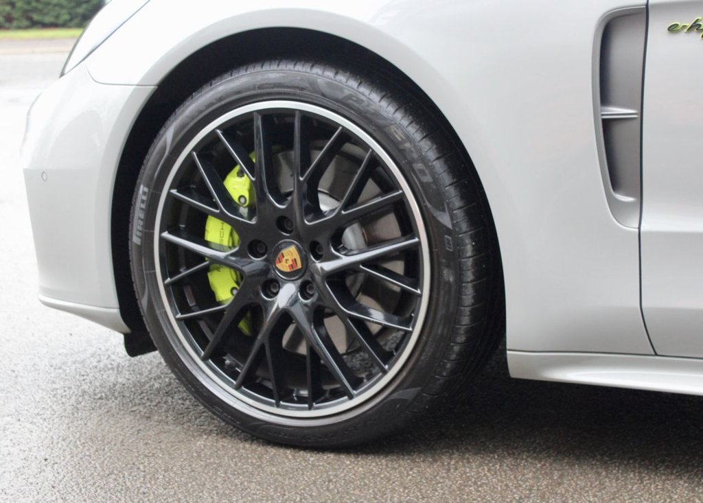 Used Porsche Panamera 2023 for sale - 77153094: Photo 4