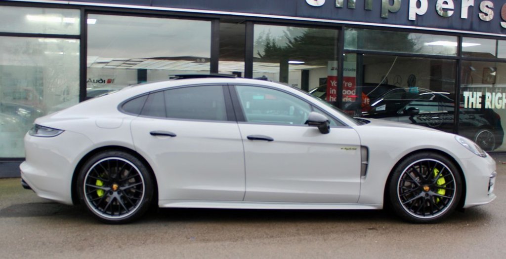 Used Porsche Panamera 2023 for sale - 77153094: Photo 5