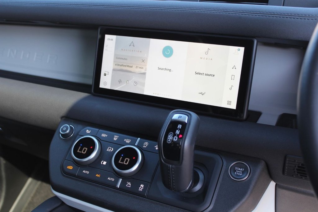 Used Land Rover Defender 2022 for sale - 77621054: Photo 16