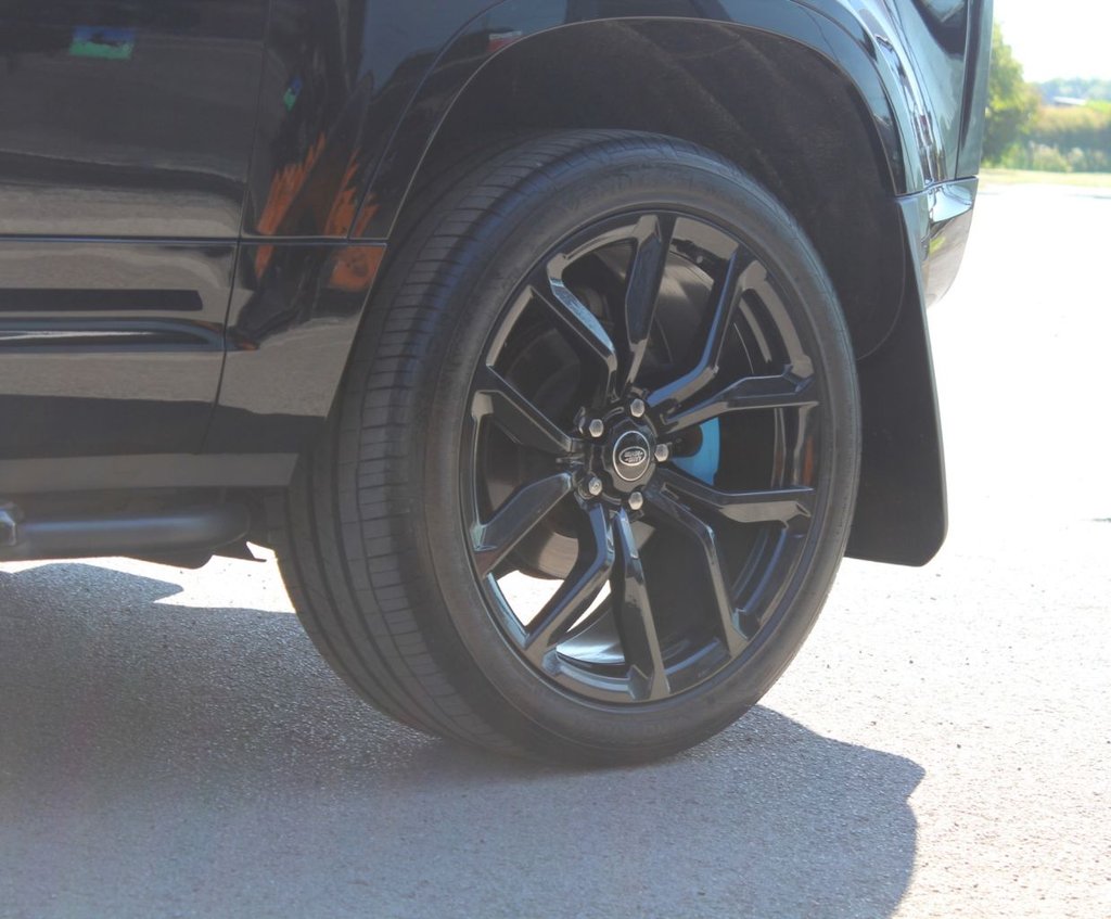 Used Land Rover Defender 2022 for sale - 77621054: Photo 23