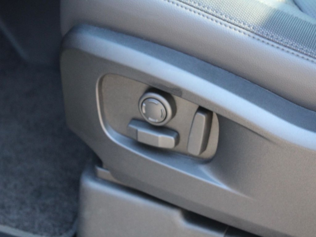 Used Land Rover Defender 2022 for sale - 77621054: Photo 25