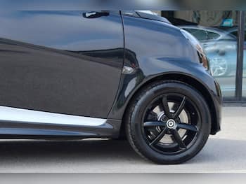Used smart fortwo 2014 for sale - 79619196: Photo